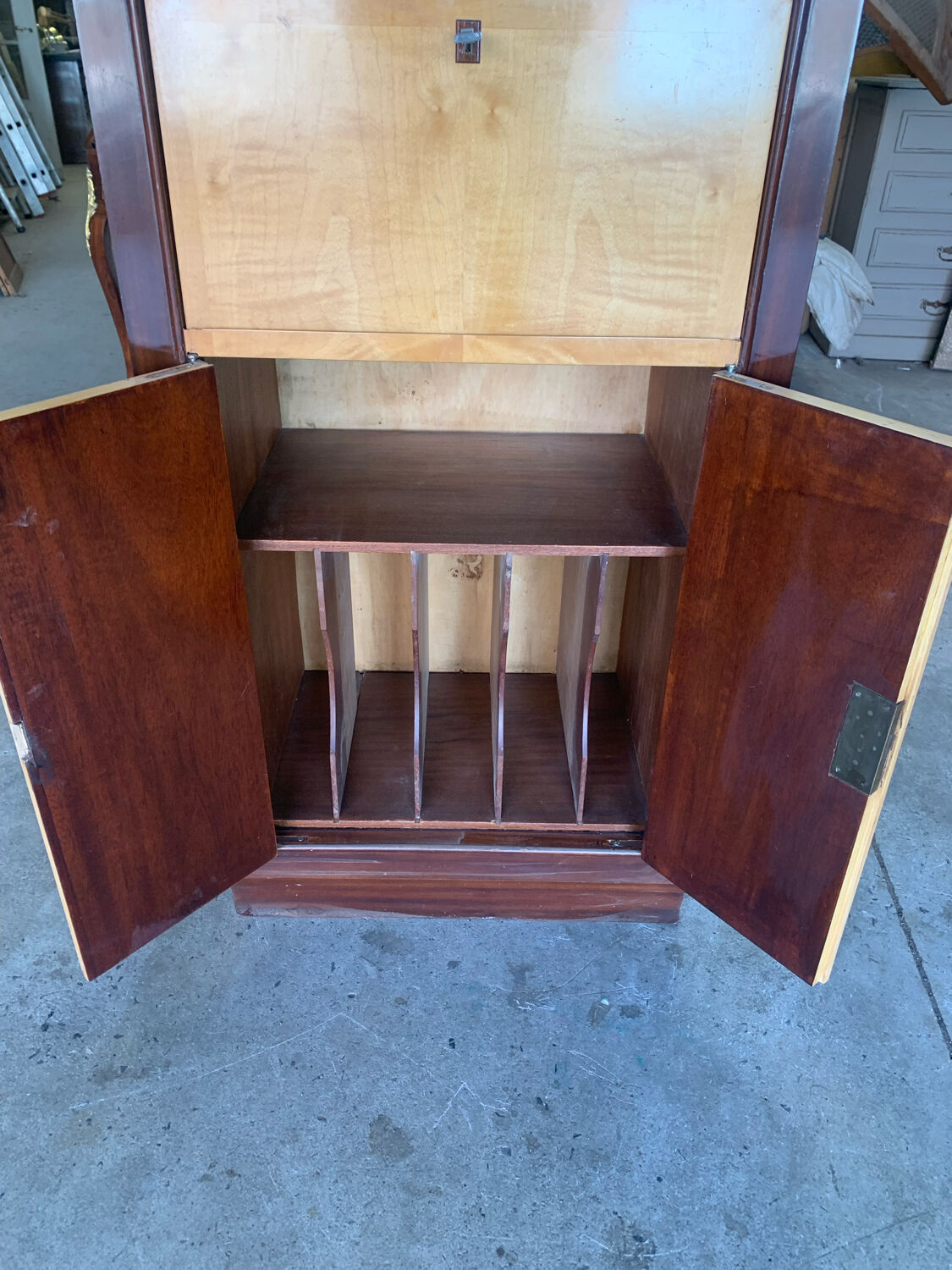Art Deco wirting desk