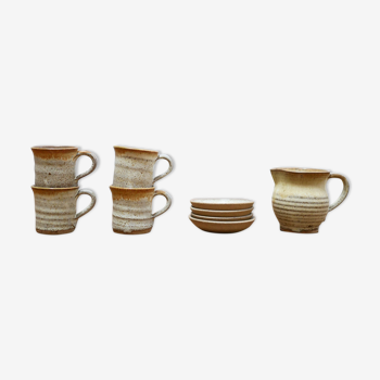 Series of 4 cups and a vintage stoneware milk jug