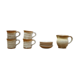 Série de 4 tasses et un pot à lait vintage en grès