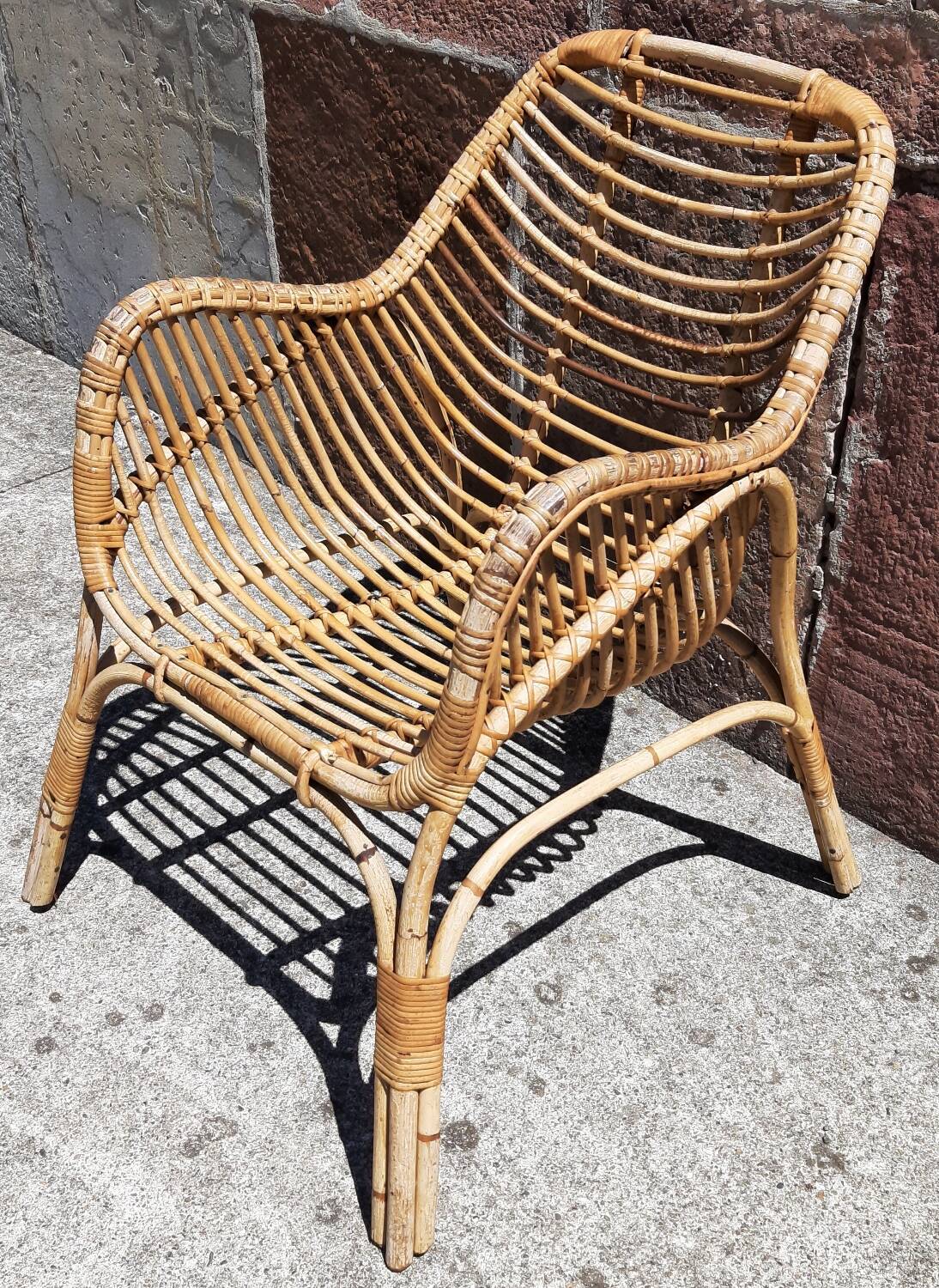 Rattan armchair (60s/70s)
