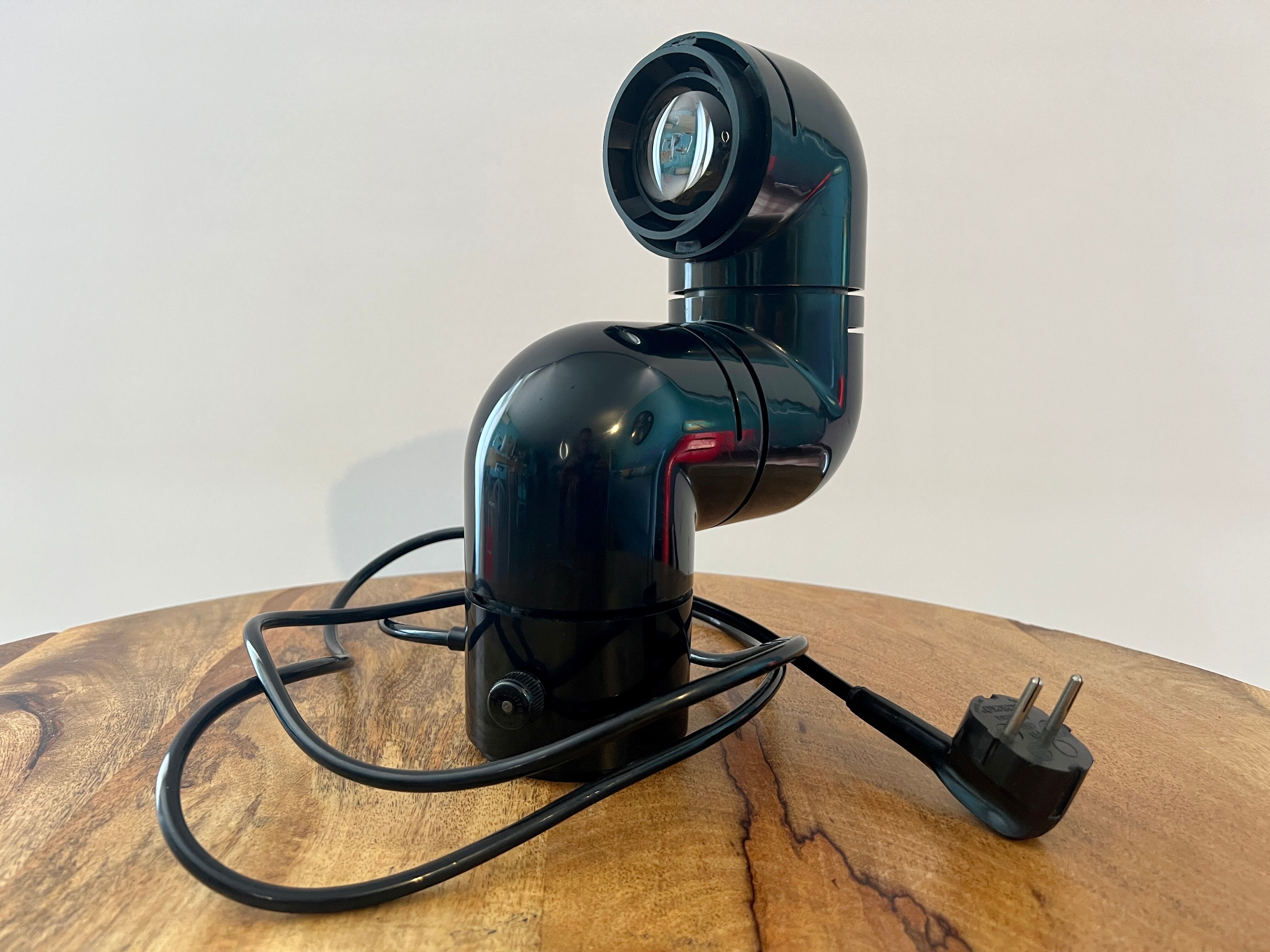 Lampe modèle Tatu par André Ricard, style années 70