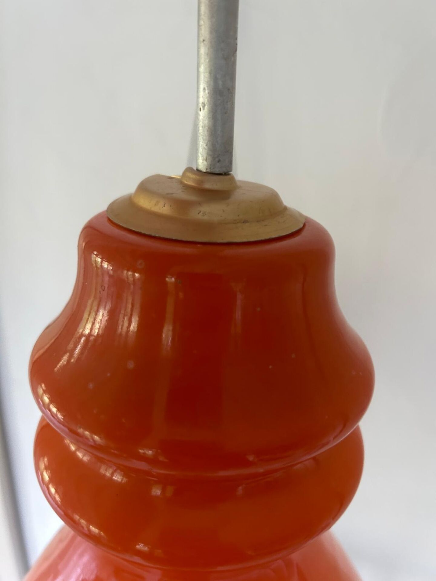 Suspension orange année 70