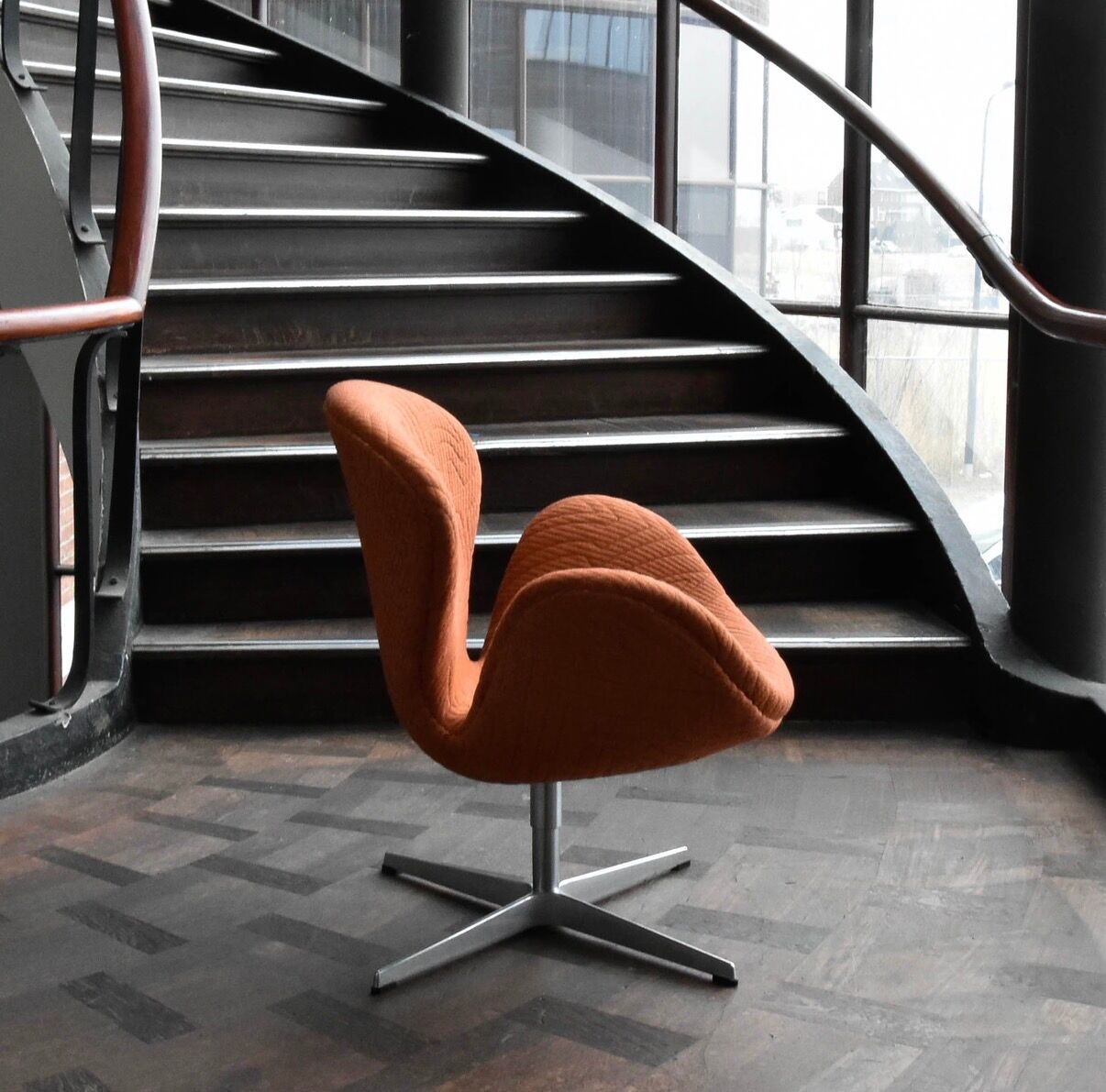 Fritz Hansen Swan chair