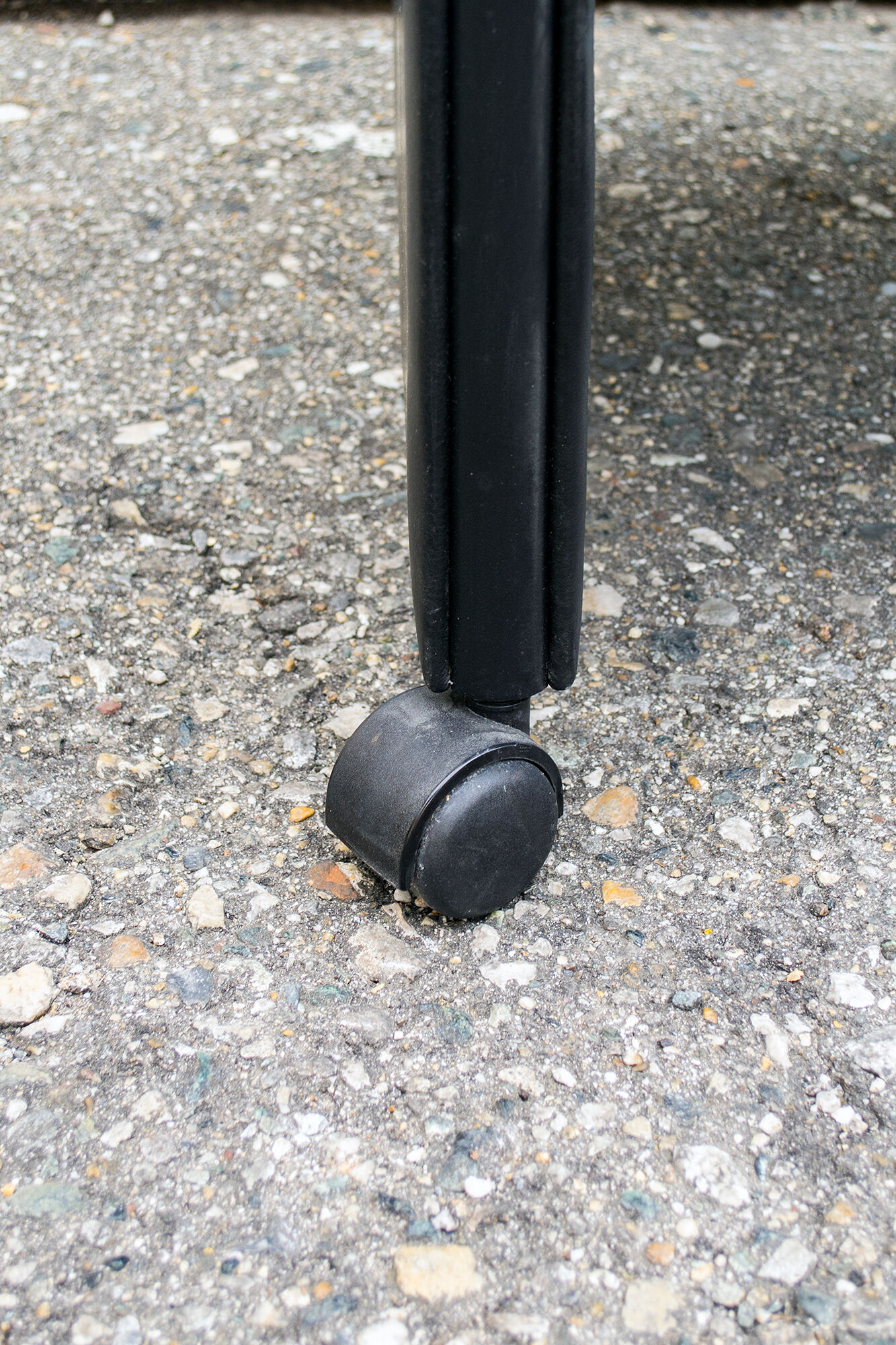 4 leather chairs model Giulietta by Afra and Tobia Scarpa for Meritalia italia 1988