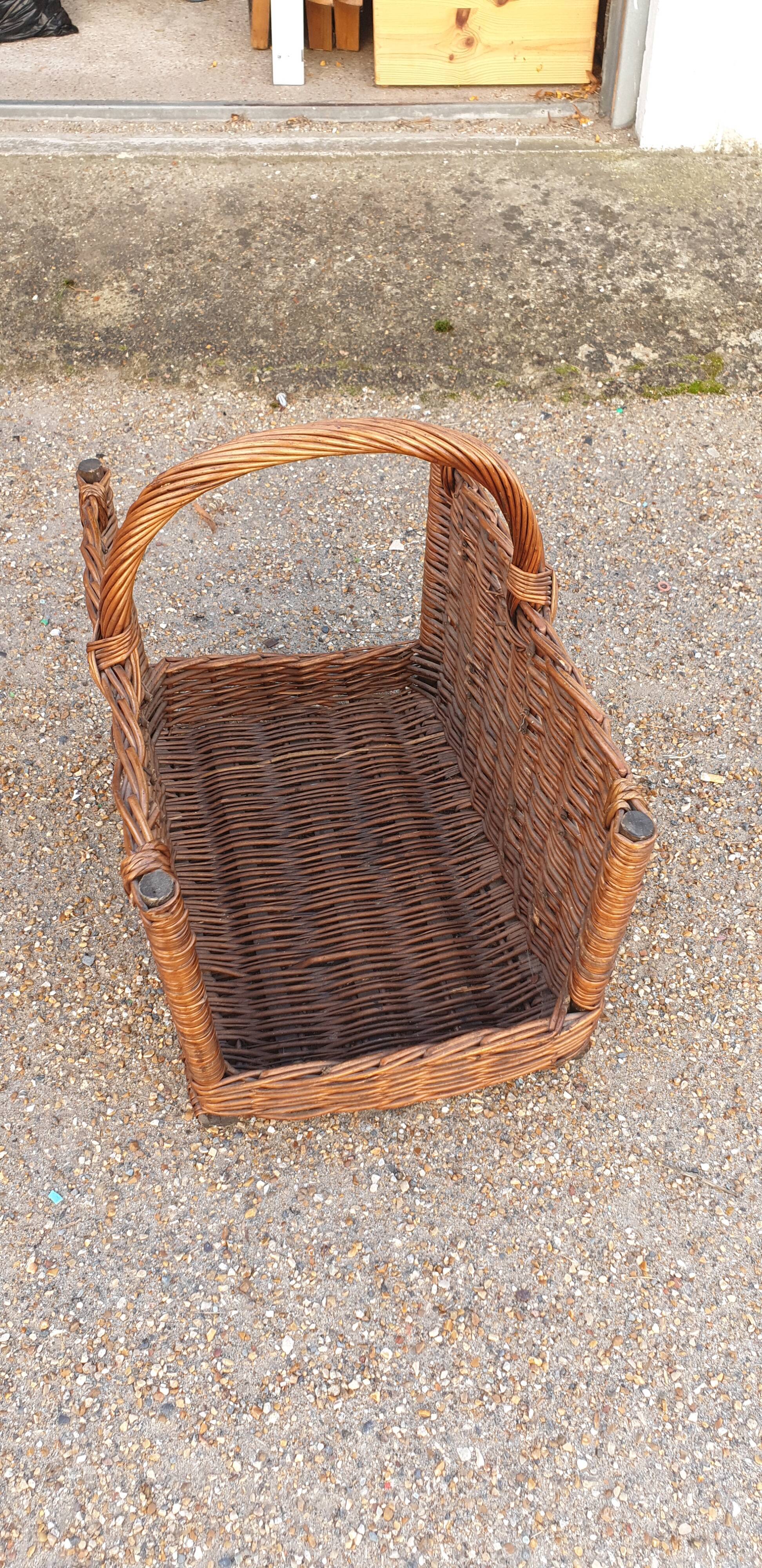 Wicker wood basket