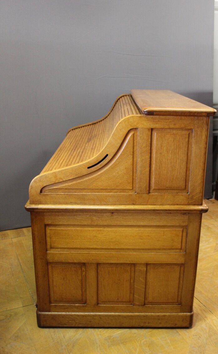 American light oak desk