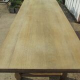 Farm table in washed oak