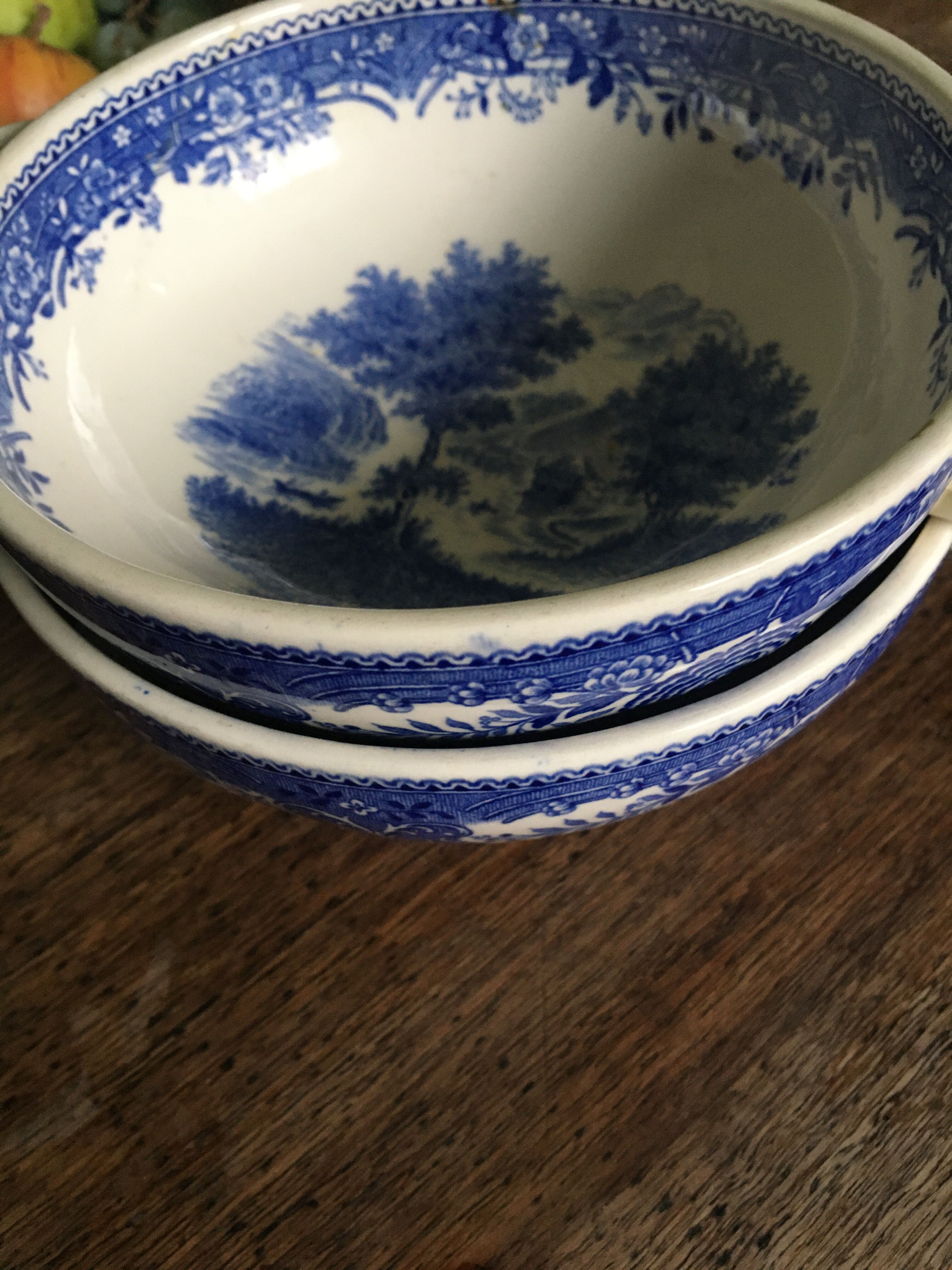 2 Villeroy and Boch cups