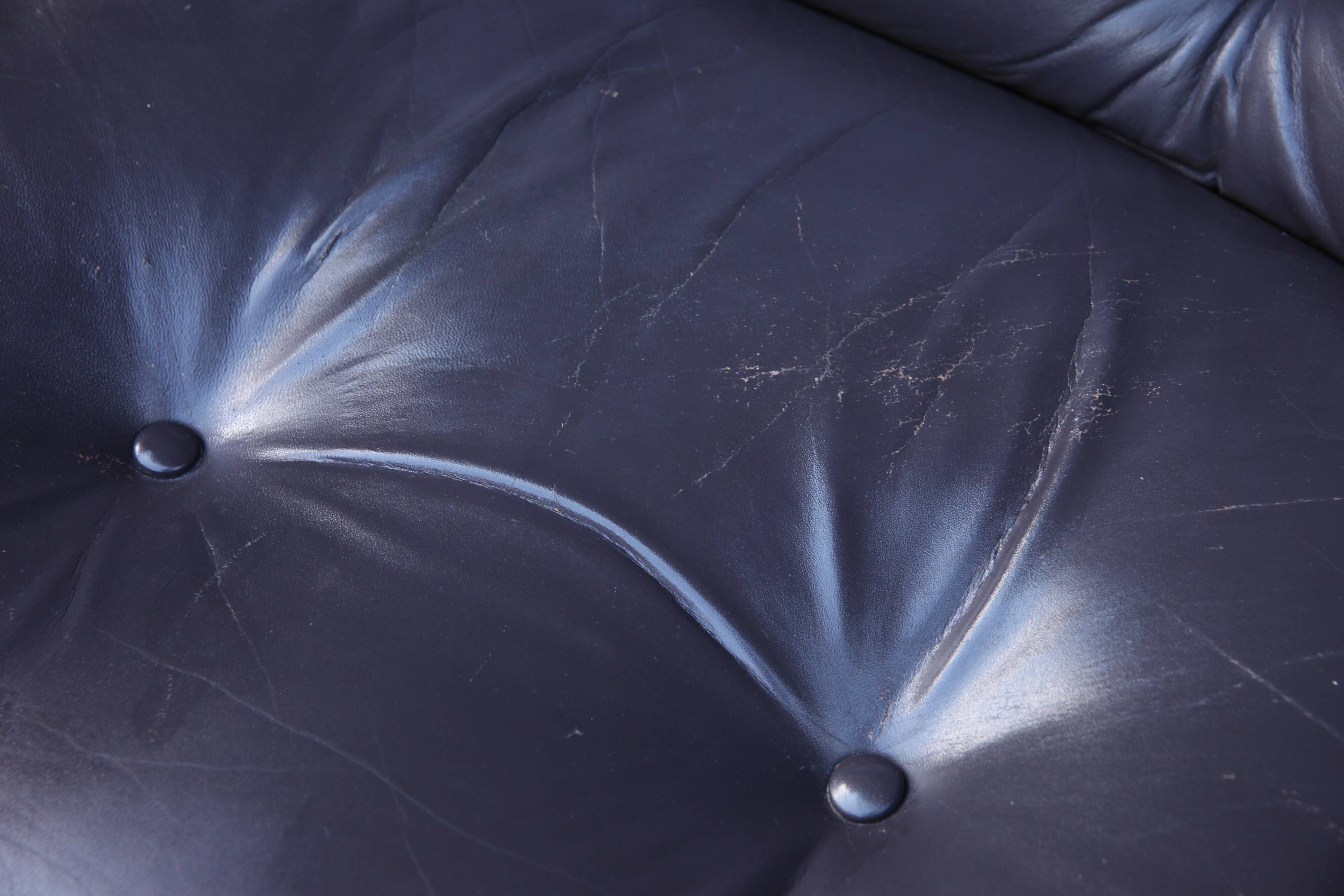 Fauteuil Pollock pour Knoll cuir couleur prune/violet