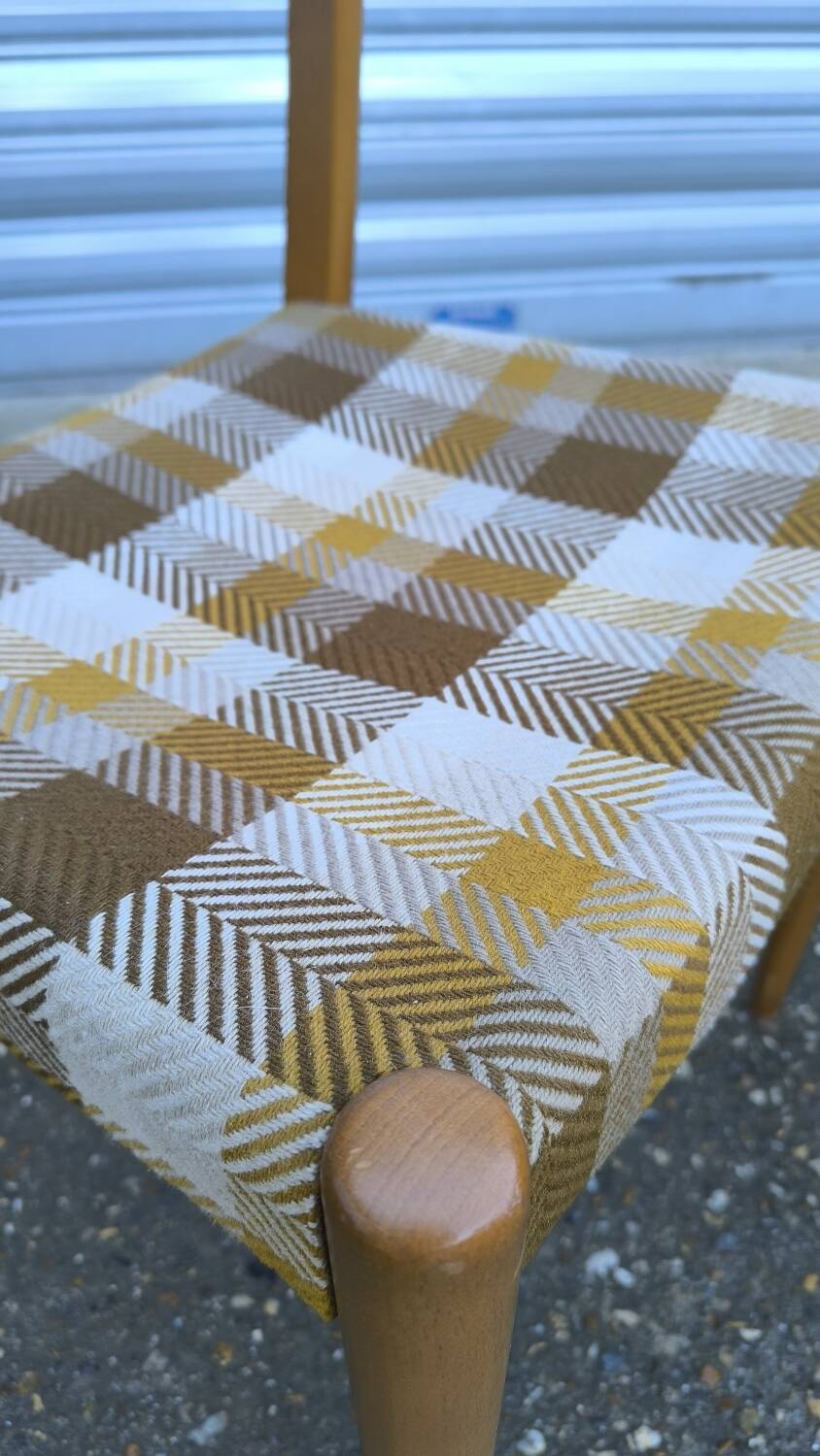 Set of 4 Scandinavian chairs 1970