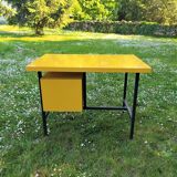 Formica desk of the 1960s