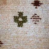 Vintage Moroccan carpet Berber rug style 2.3' x 4.7' (71cm x 145cm) 1970s, 1C758
