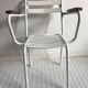 Fauteuil en métal blanc
