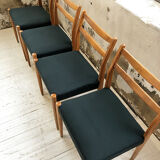 Set 4 green Scandinavian chairs
