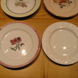 Set of 12 different flat plates
