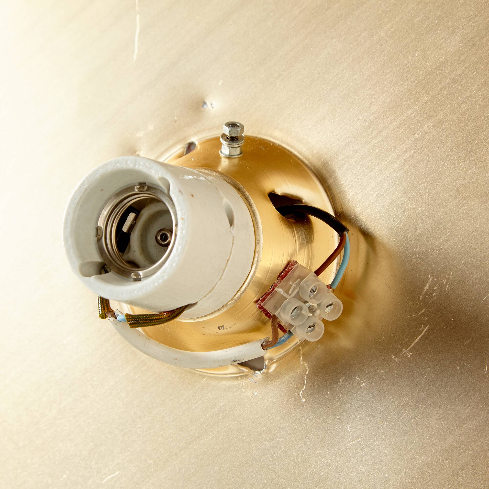 Applique murale en métal