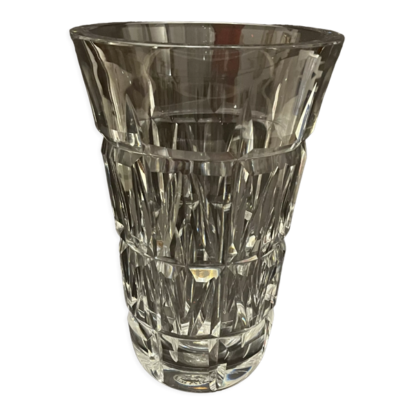 Vase en cristal taillé de Saint Louis