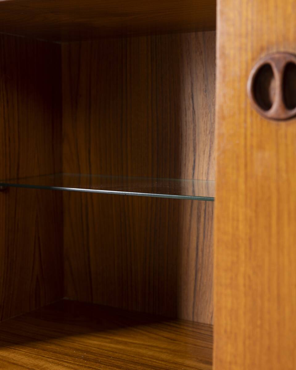 Vintage 1960s Italian-design teak wood sideboard