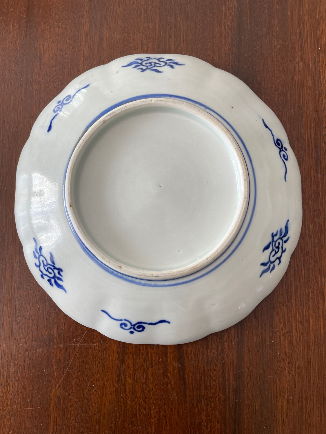 Porcelain plate Imari nineteenth century