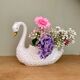 Cache pot cygne vintage en céramique blanche et dorée