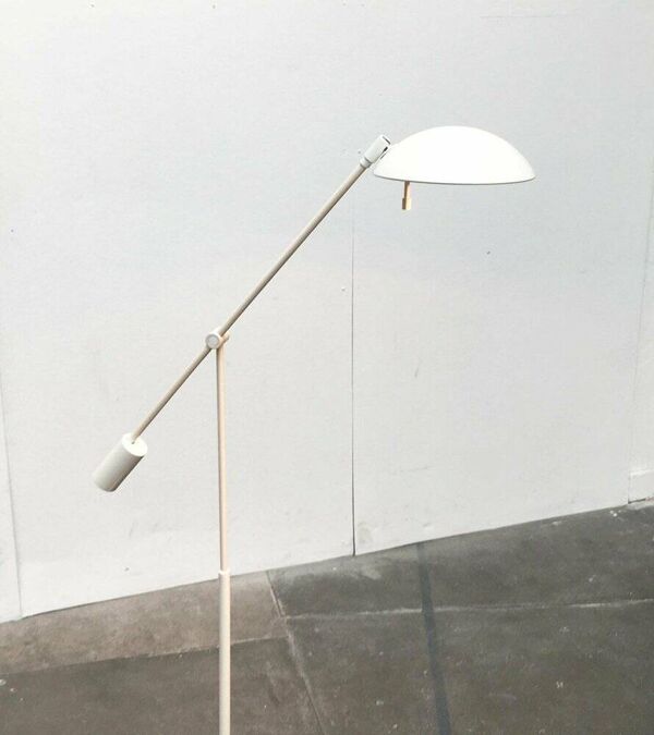 Lampe sur pied allemande vintage à contrepoids de Cosack, années 1980