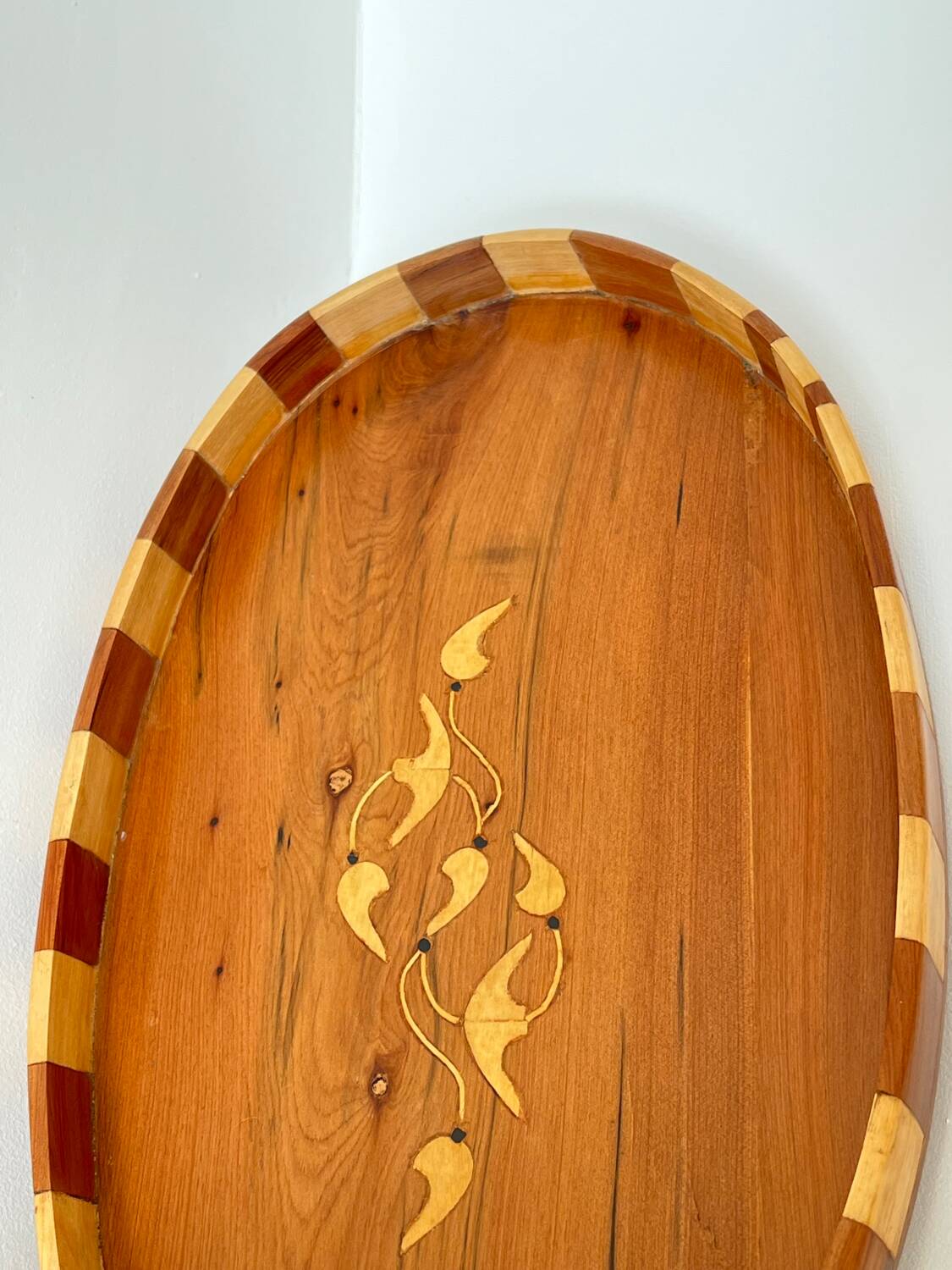 Handmade oriental tray in thuya wood - vintage marquetry