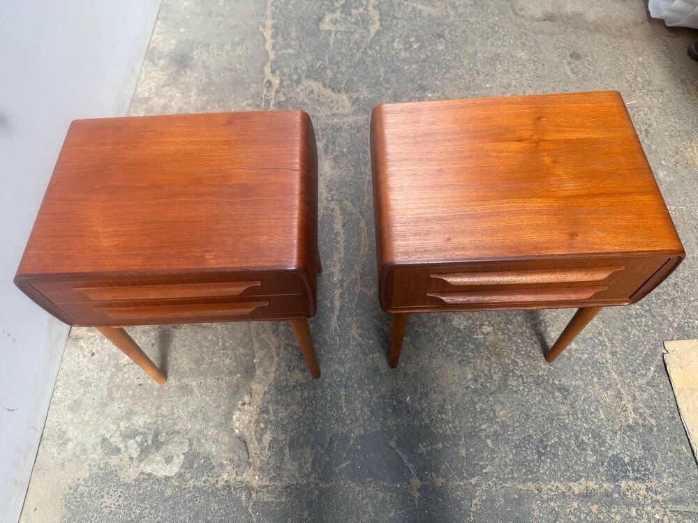 Tables de chevet en teck avec pieds en chêne attribuées à Johannes Andersen, 1964, lot de 2