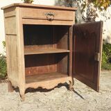 Confiturier en bois naturel, ferronneries en fer forgé