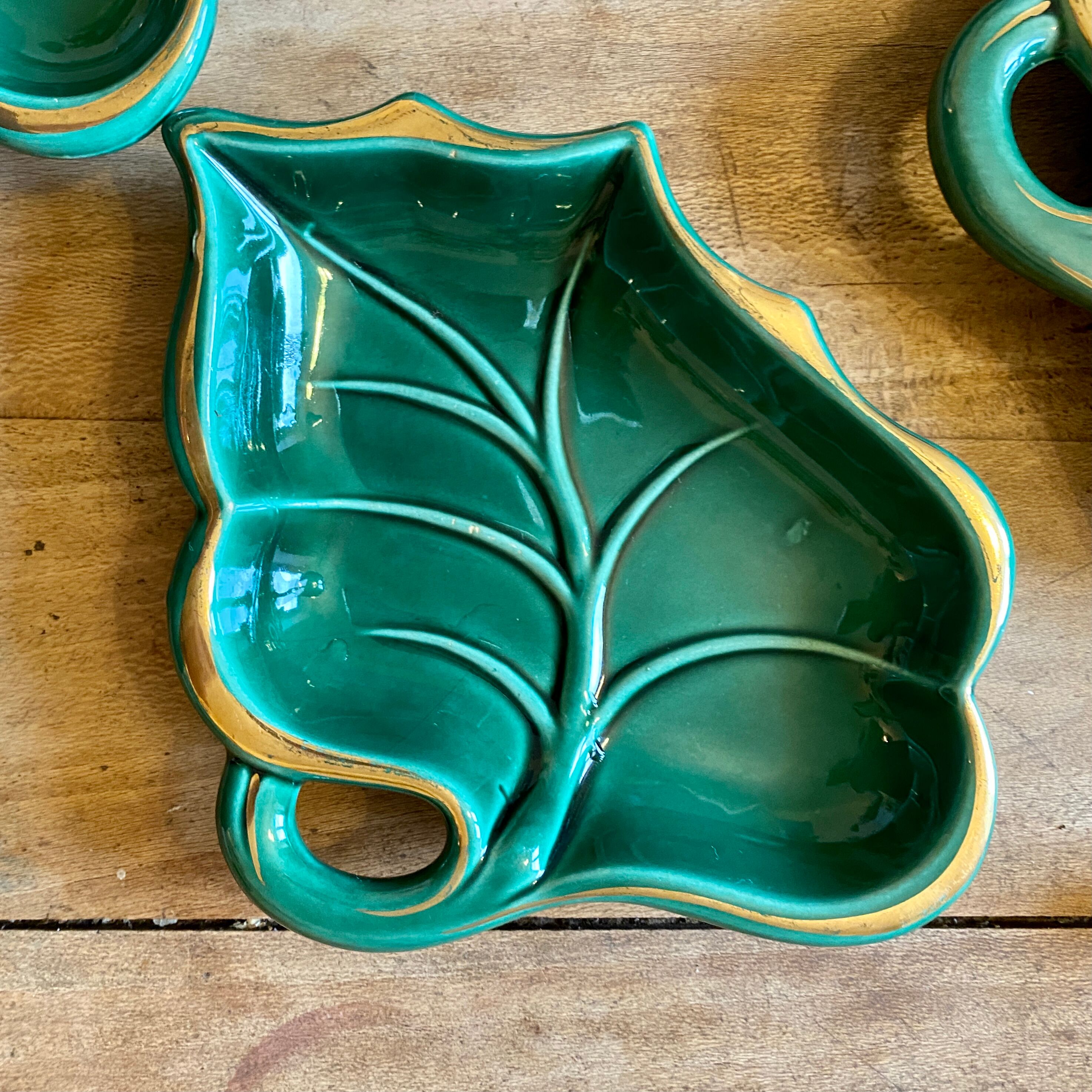 Set of 5 vintage pockets or raviers in green and gold ceramic