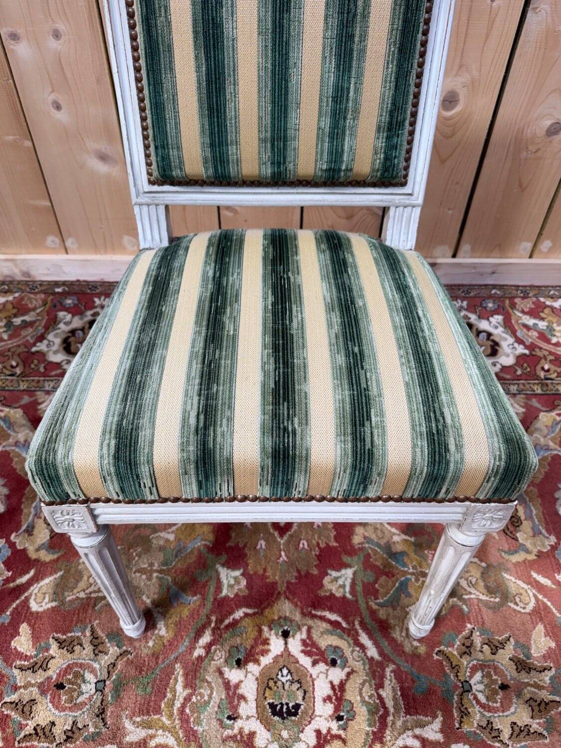 Set of 6 Louis XVI style chairs – Painted wood & striped velvet