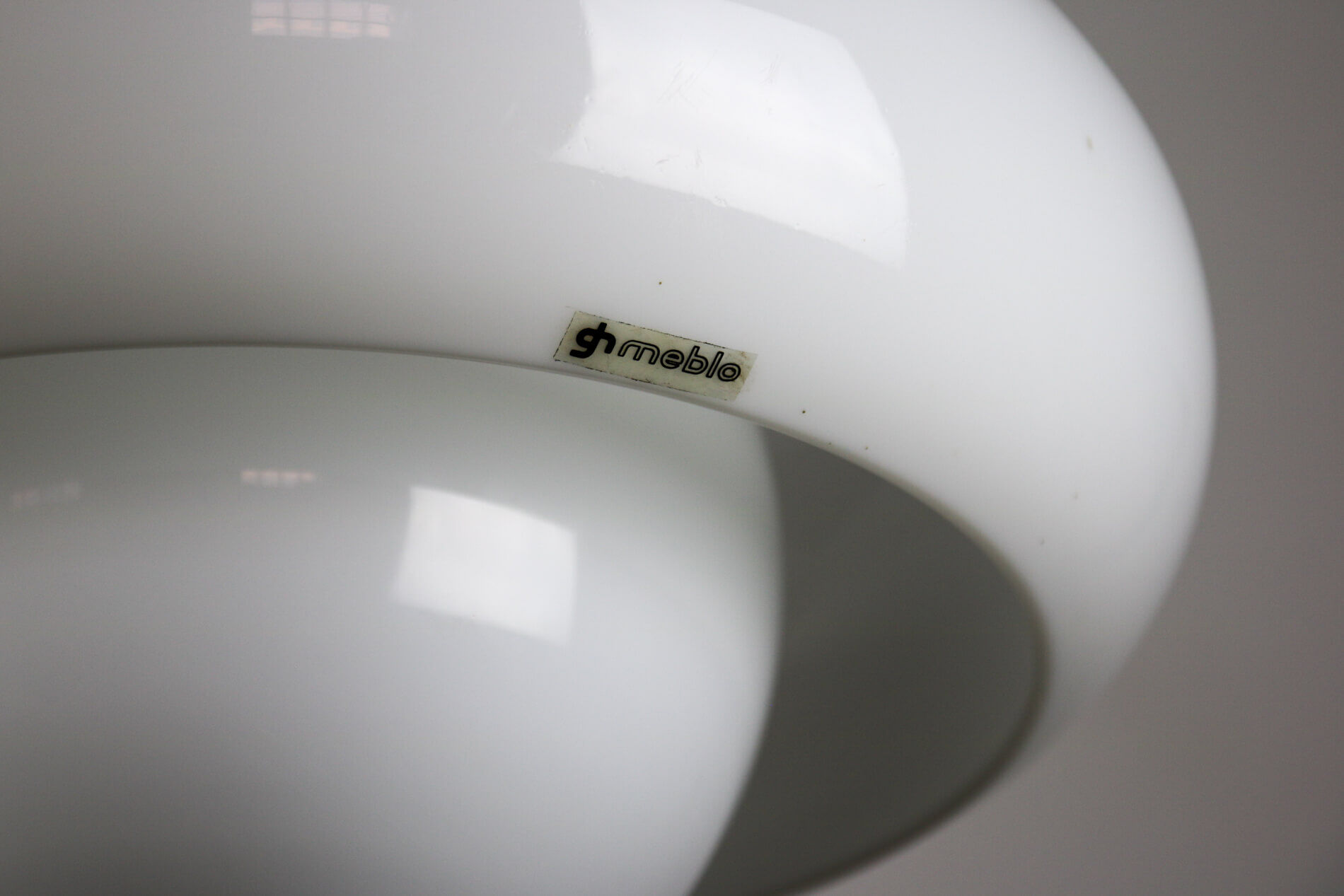 White and gold Space Age pendant lamp by Harvey Guzzini for Meblo, 1970s