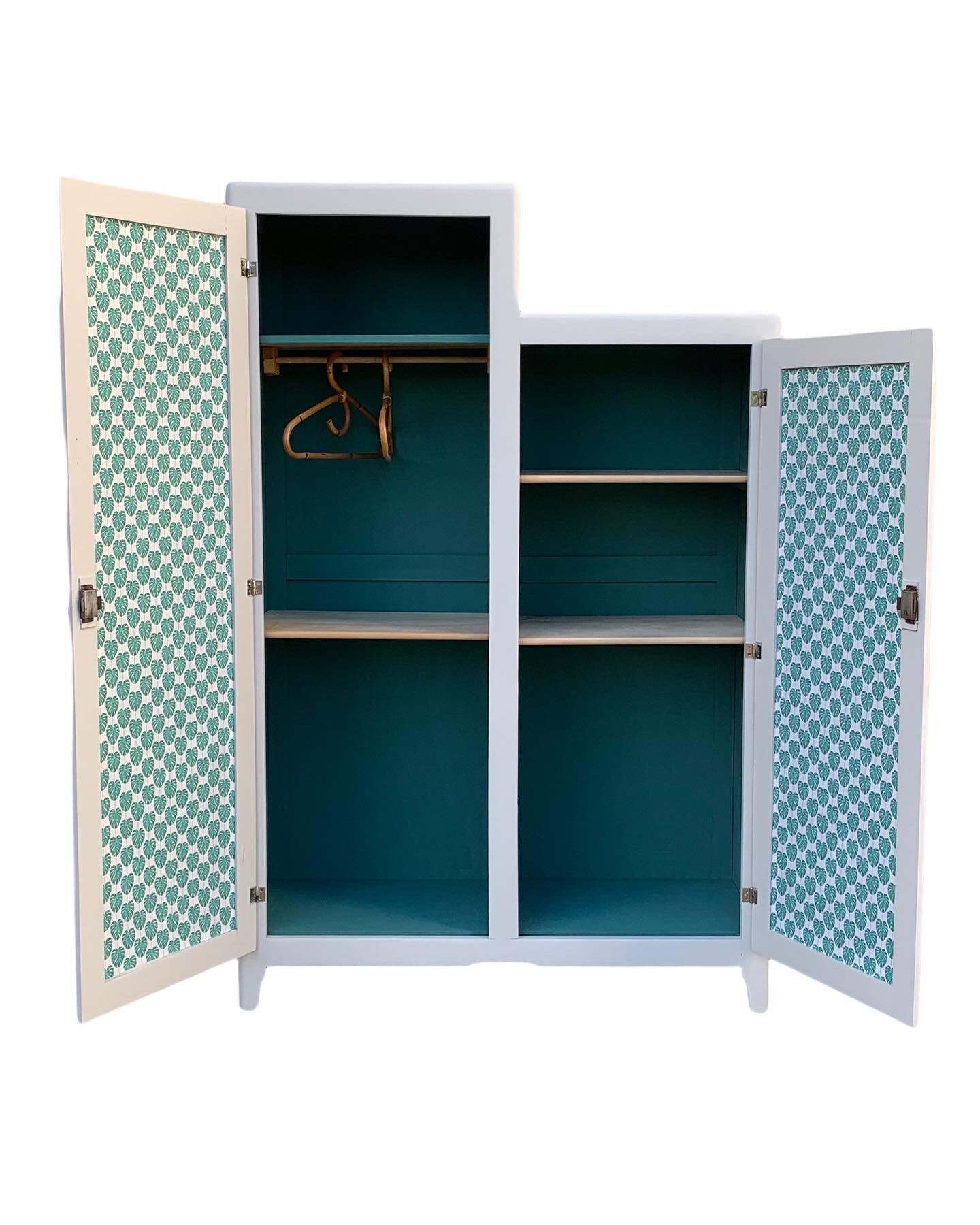 Asymmetrical Parisian wardrobe 1940