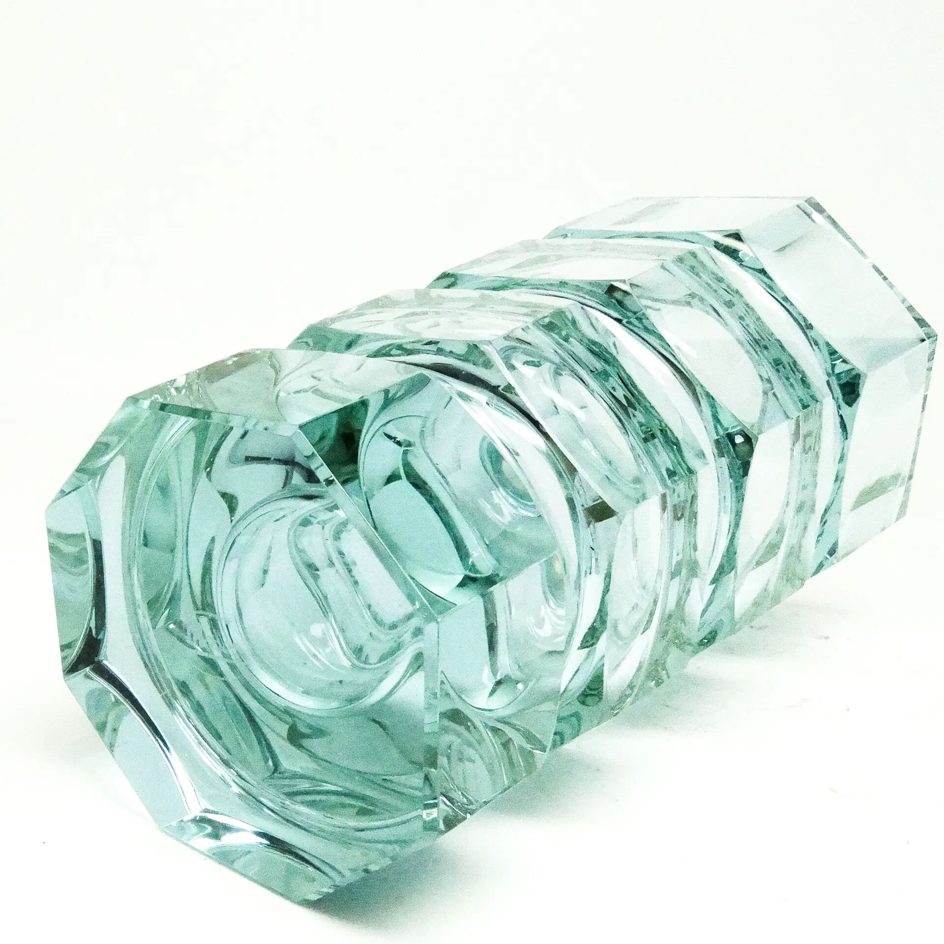 Vase Art Déco, verre alexandrite, design de J. Hoffmann, Moser, Tchécoslovaquie, années 1930