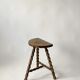 Tabouret de ferme tripode vintage