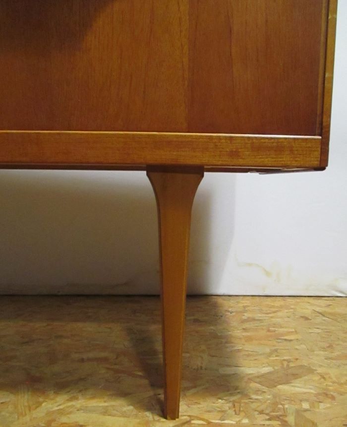 Teak dresser 4 drawers