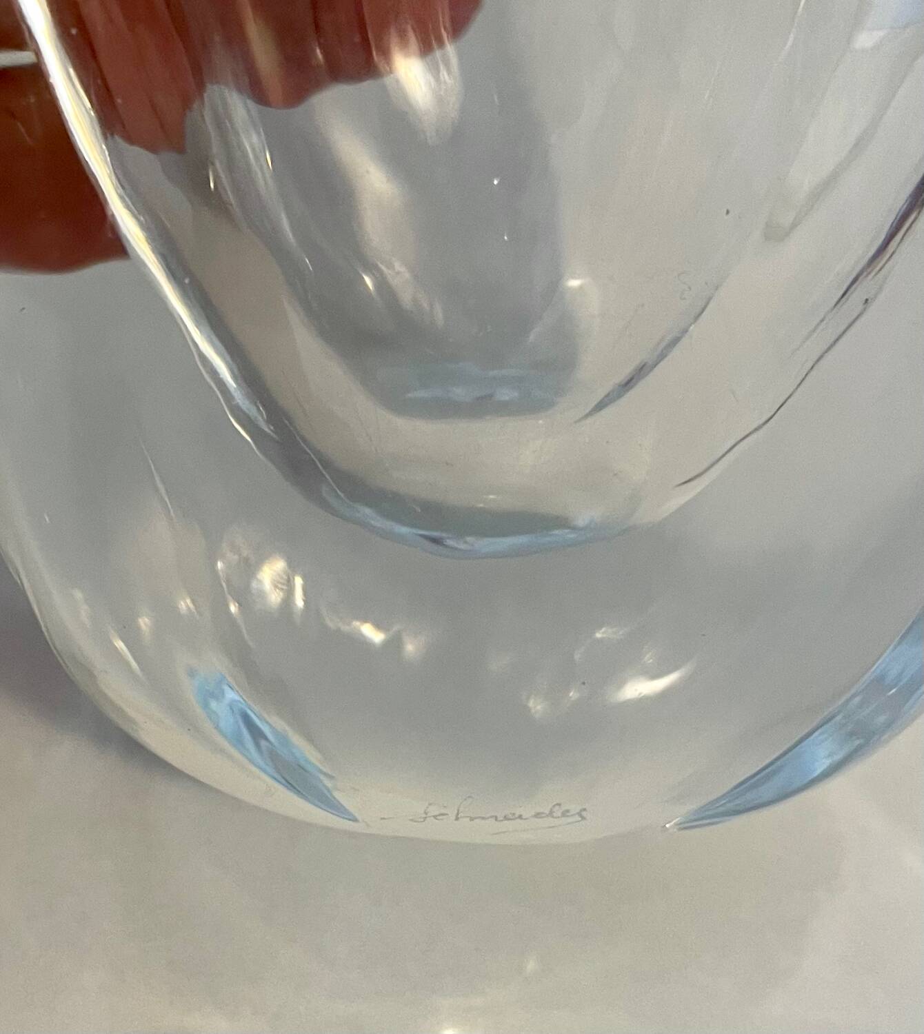 Asymmetrical crystal vase by Schneider from the 1960s - 1970s.