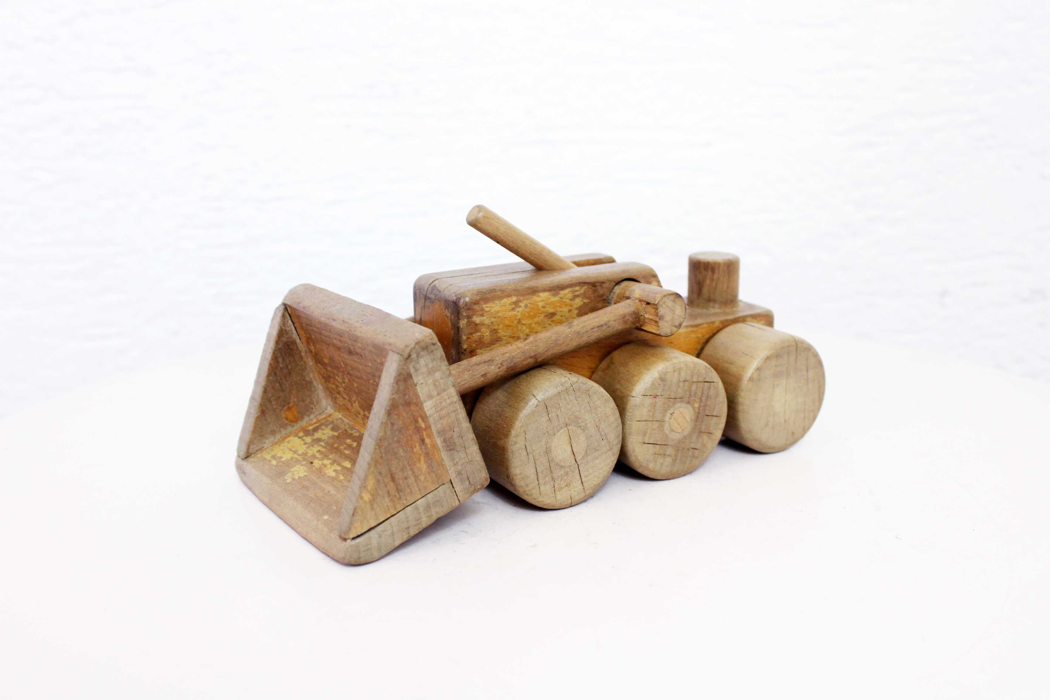 Authentic old wooden toy "Spielgut"