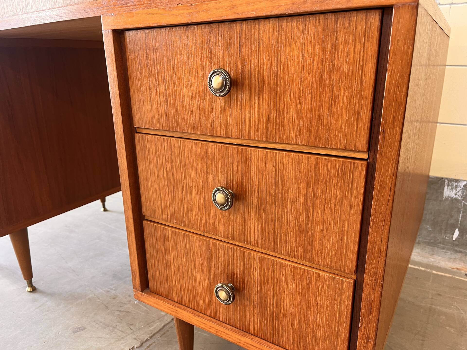 Vintage desk by MDK