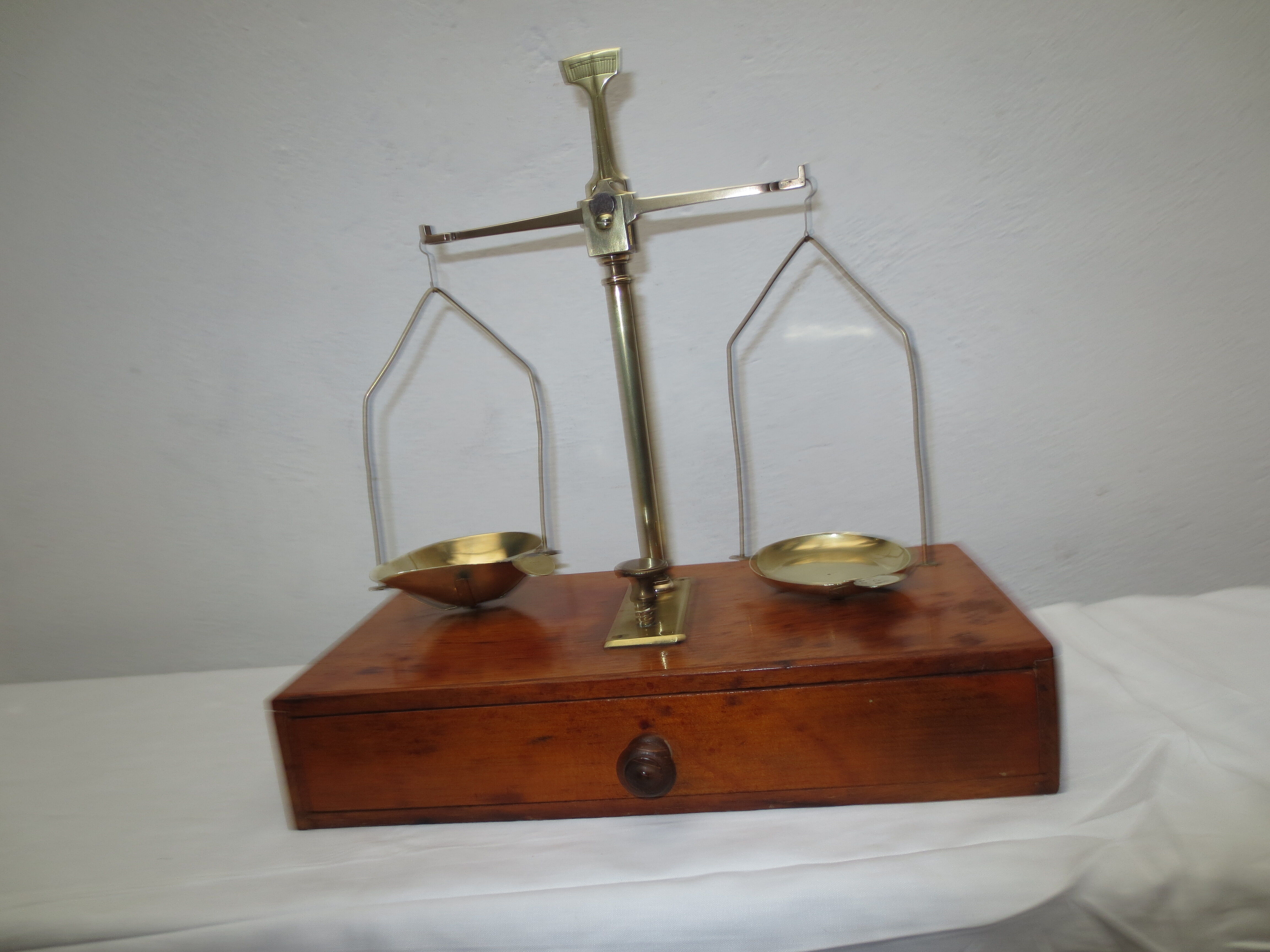 Precision scale testut