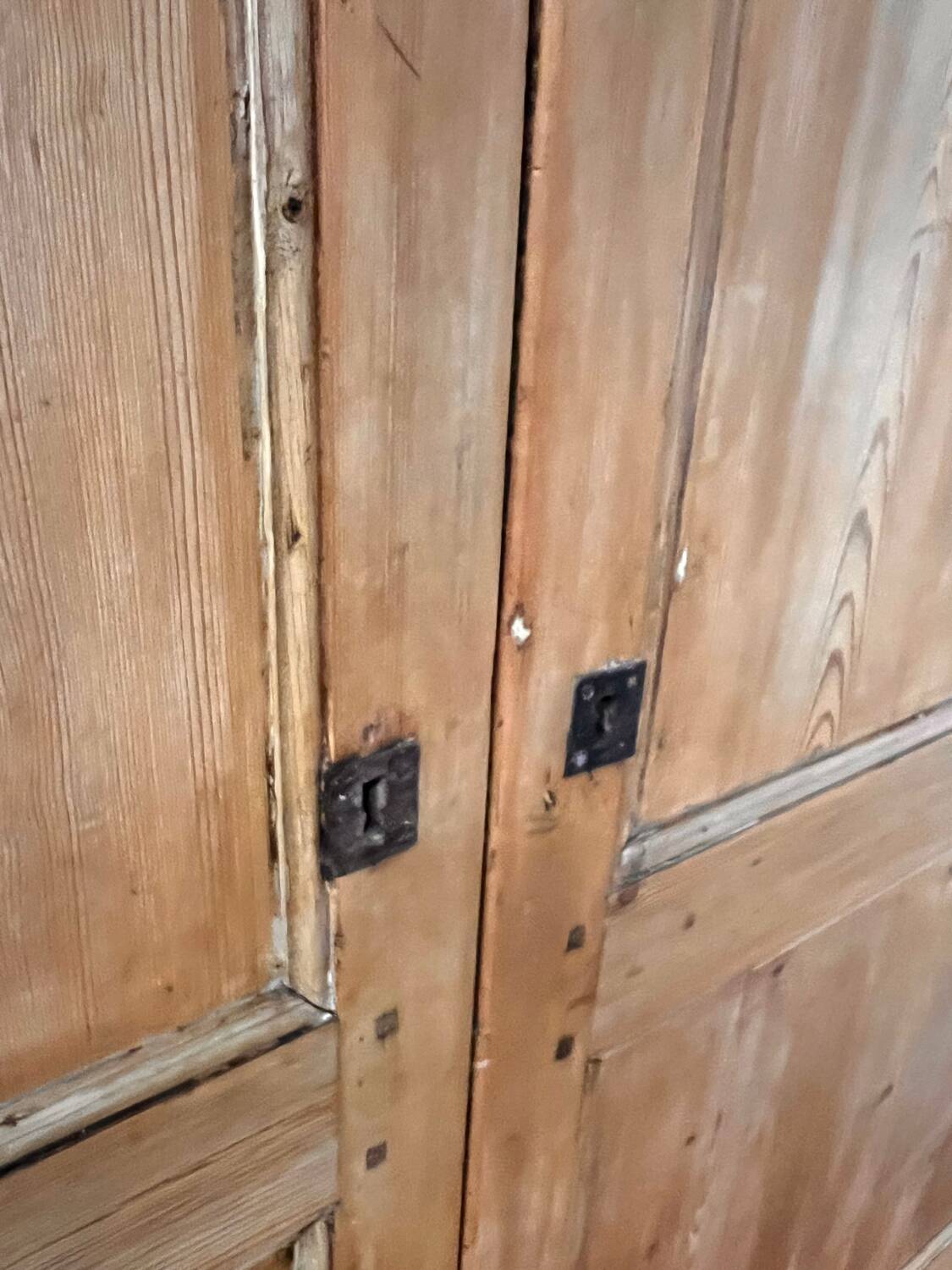Old interior carpentry doors
