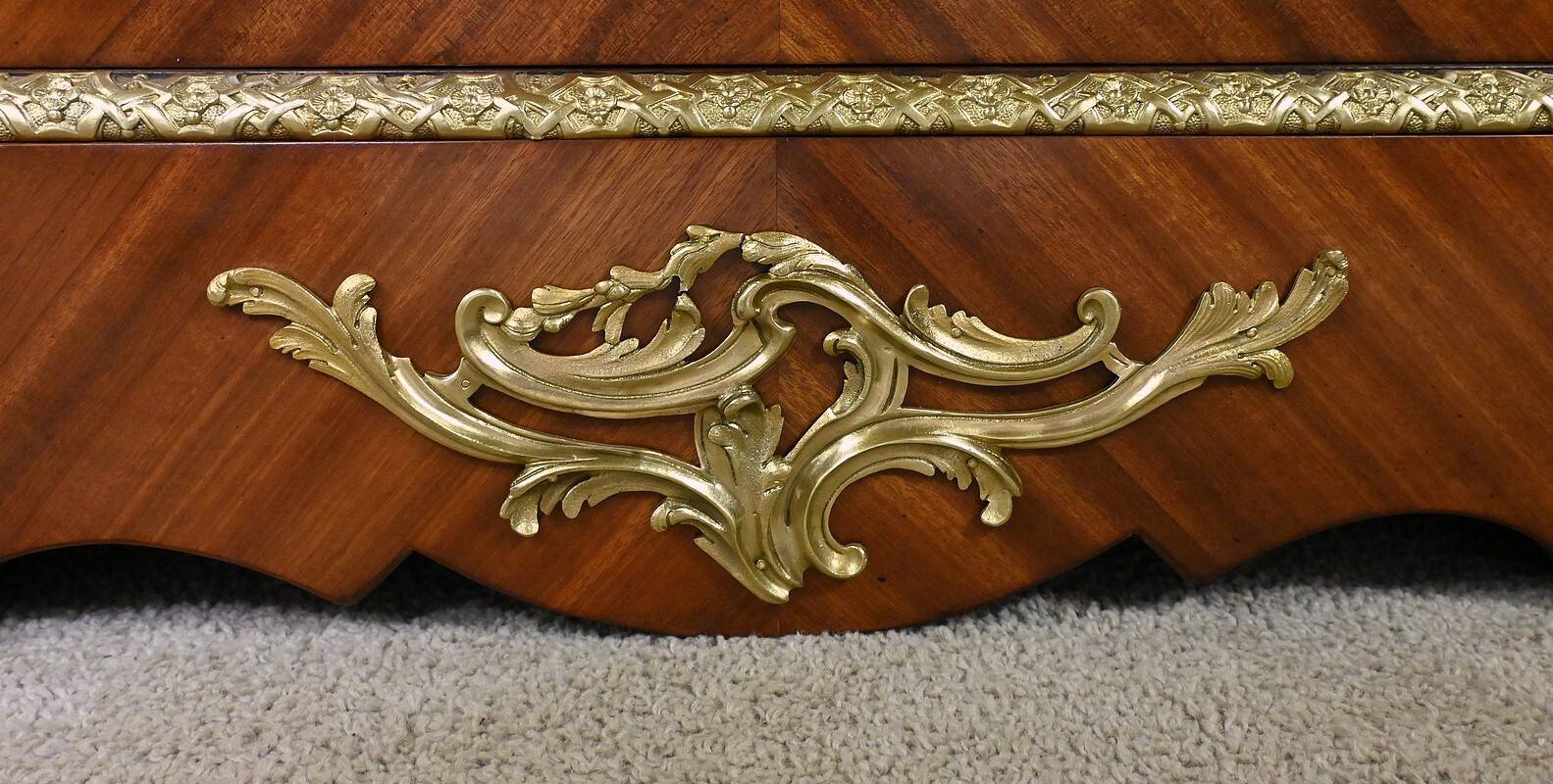 Mahogany sideboard, Napoleon III period – 2nd part of the 19th century
