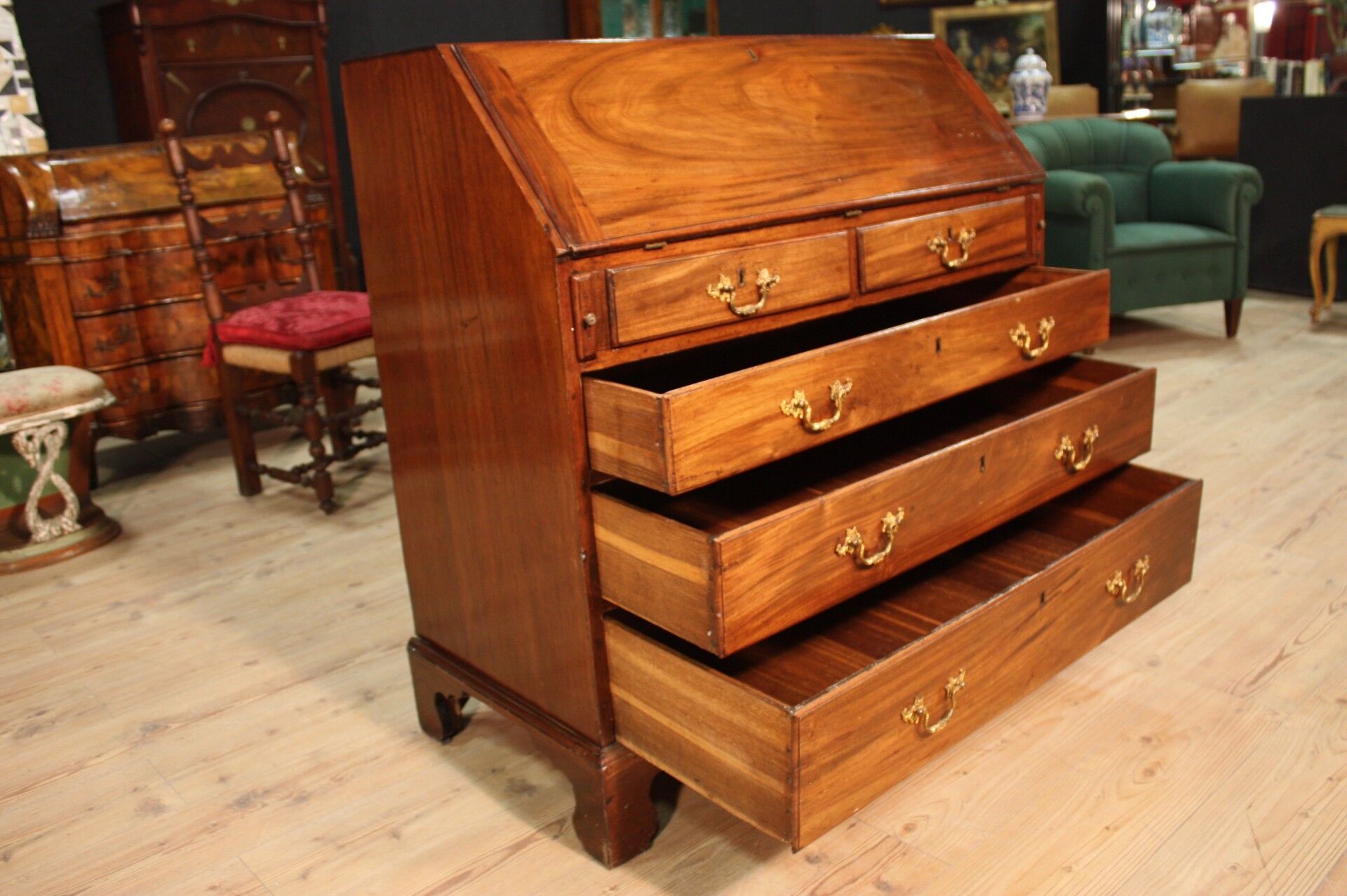 Chest of drawers mahogany, 19th century