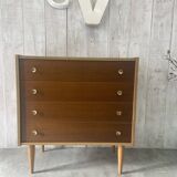 Commode aux pieds fuselés