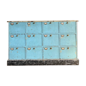 Ancien meuble d’atelier - clapets
