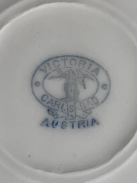 Victoria Austria porcelain dish