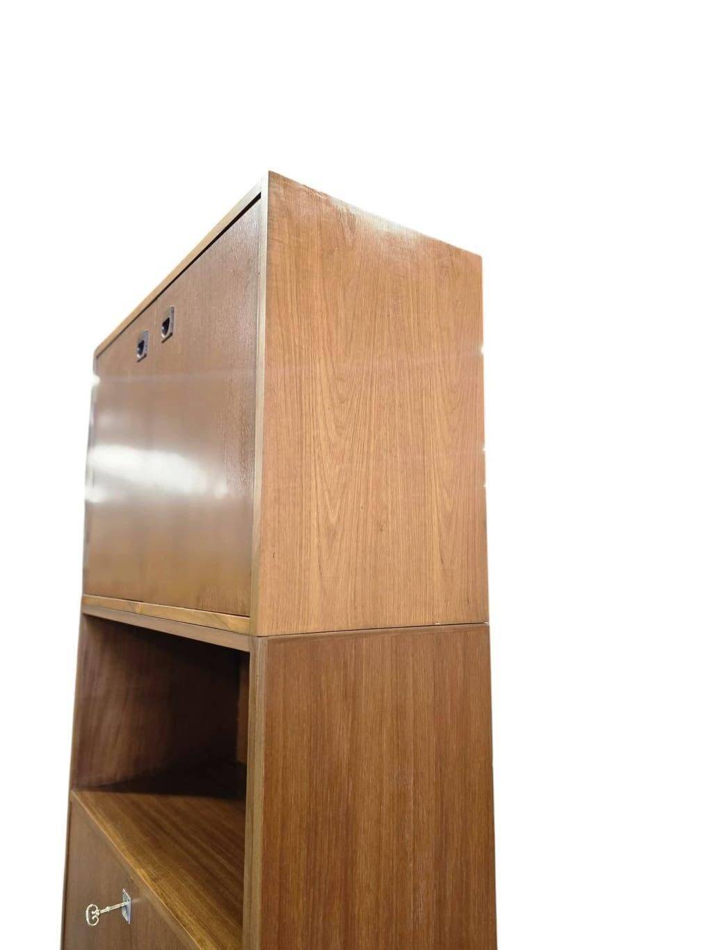 Bibliothèque/vitrine vintage en bois MDK