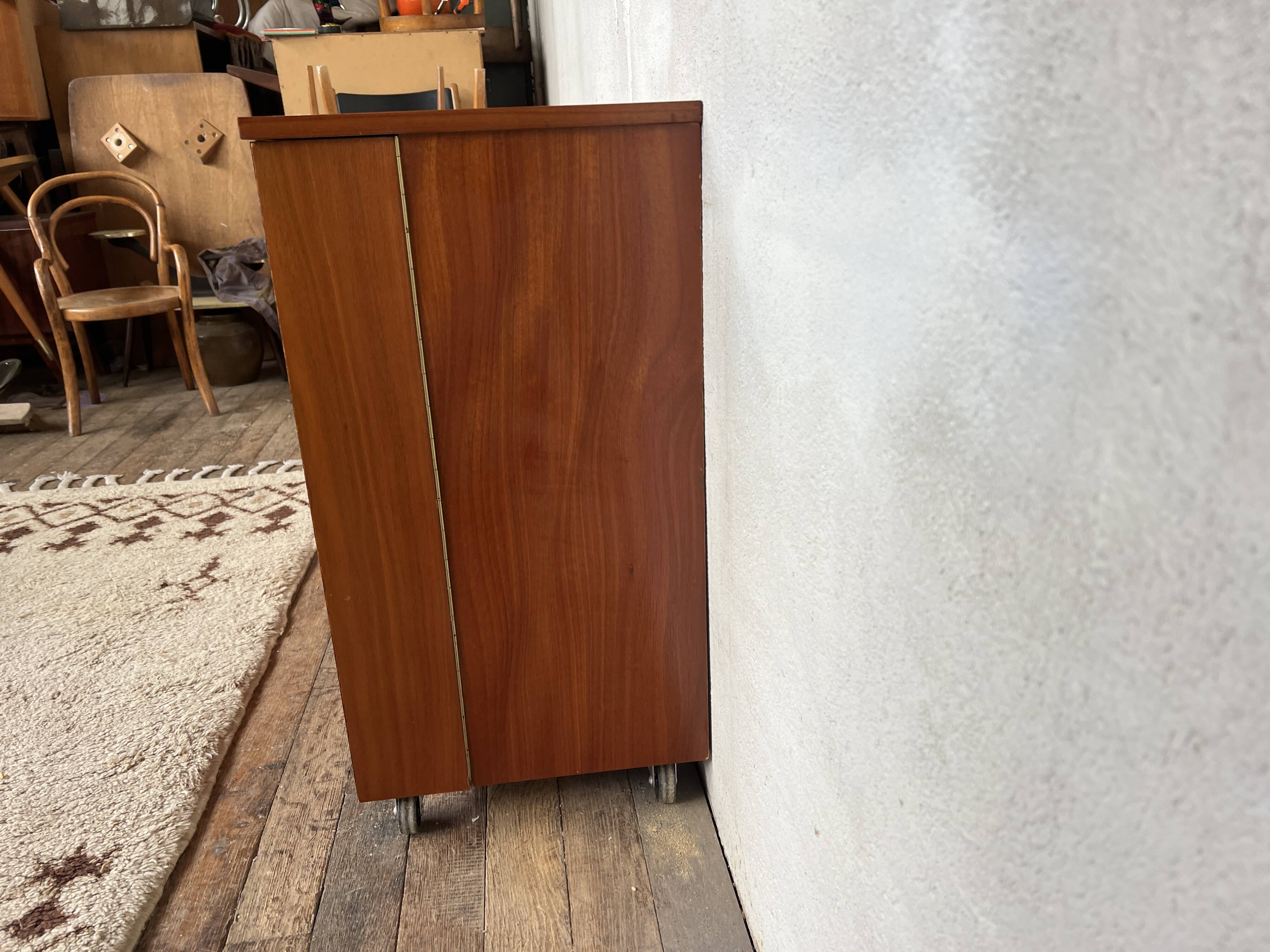 Buffet cabinet shoe cabinet on casters