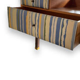 Dressing table in natural wood and fabrics