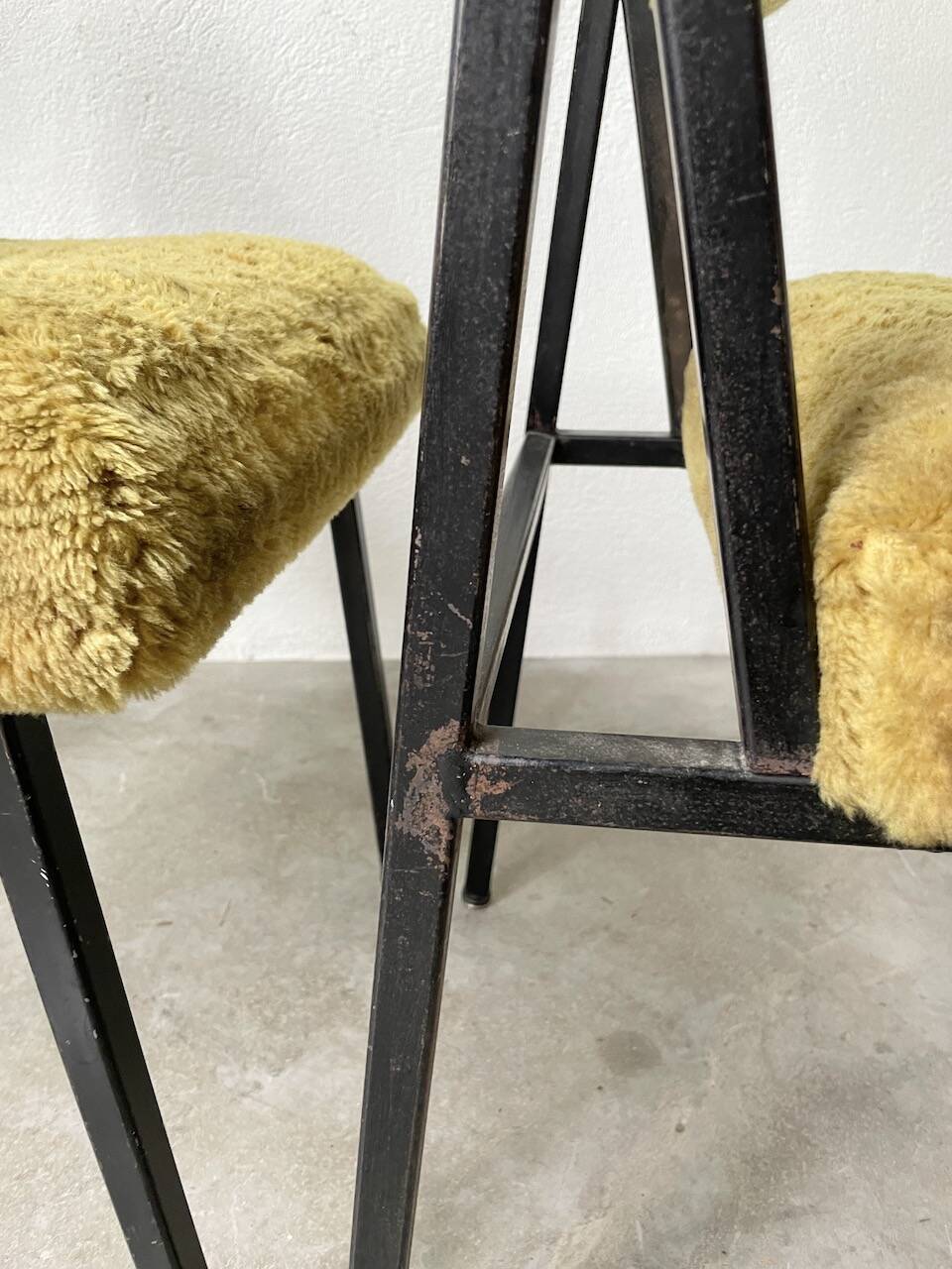 Set de trois chaises années 50