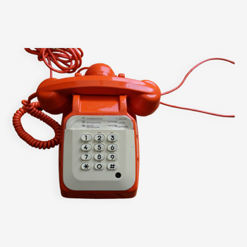 Socotel S63 telephone orange/beige 70's